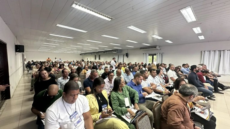Participantes do Seminário Seminário de Agentes Políticos em Gravatá-PE